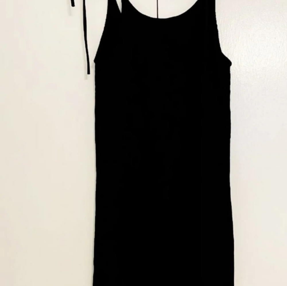 Beautiful black dress by Kendall and Kenzie.